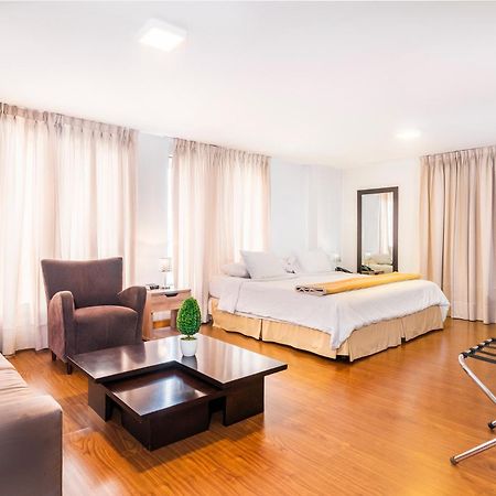 Lloyds Apartasuites Parque 93 Bogotá Eksteriør billede